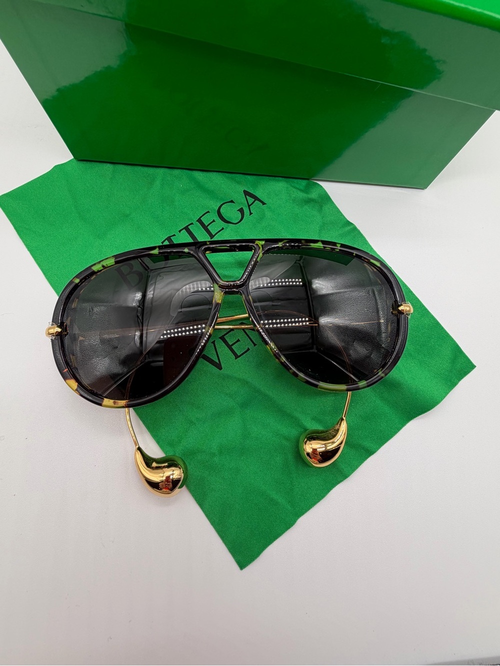 Bottega Veneta Black Tortoiseshell Aviator Sunglasses with Gold Hardware